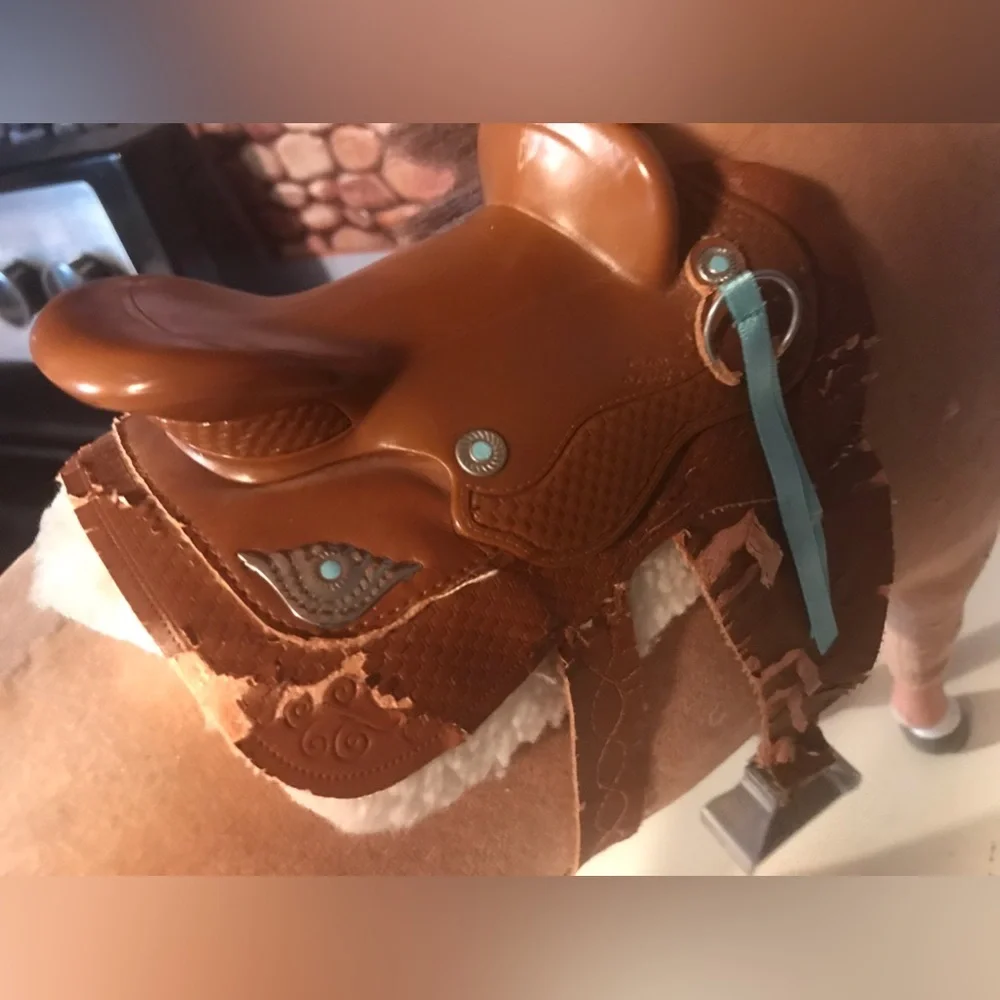 American Girl Doll Chestnut Horse W/Saddle Stirrups & Blanket
